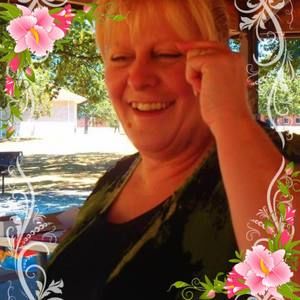 Meet your Posher, Sharon